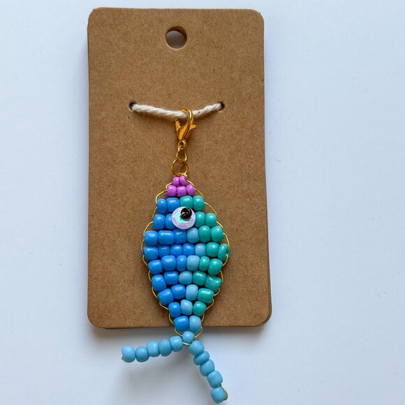 Fish Beaded Charm Keychain - Picture 3 of 4